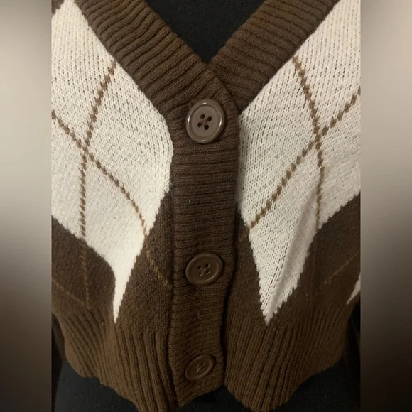 Brown and Cream Argyle Cardigan - Picture 2 of 4
